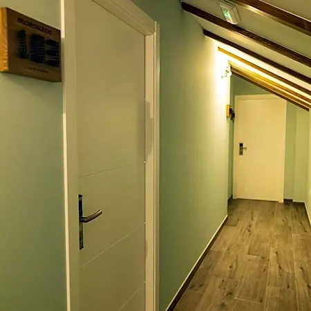 O Lar De Pereiras Hotel *